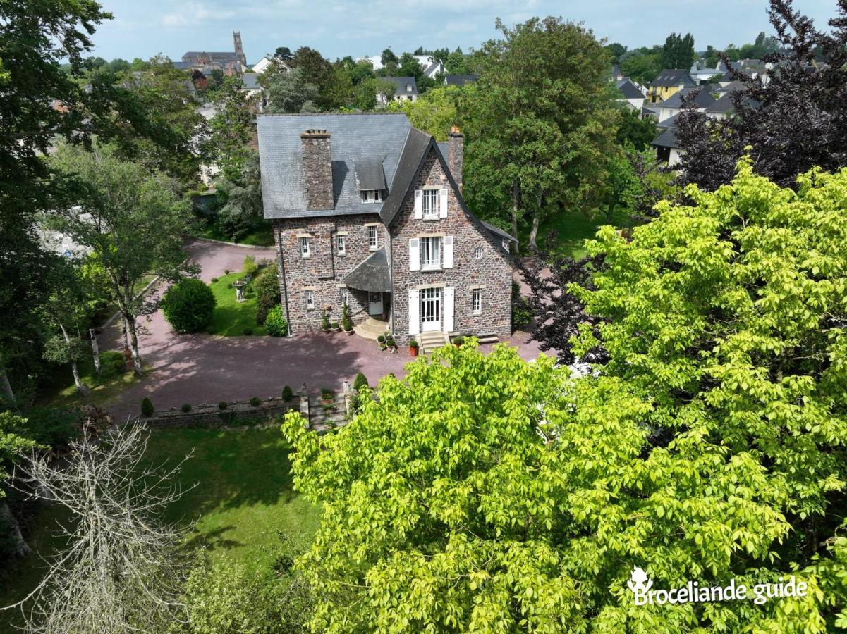 La Maison Rouge Broceliande Montauban-de-Bretagne Экстерьер фото